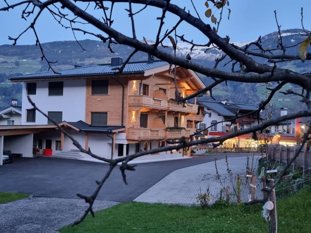 Greidlhof Alpstyle Apartments Fuegen Luaran gambar
